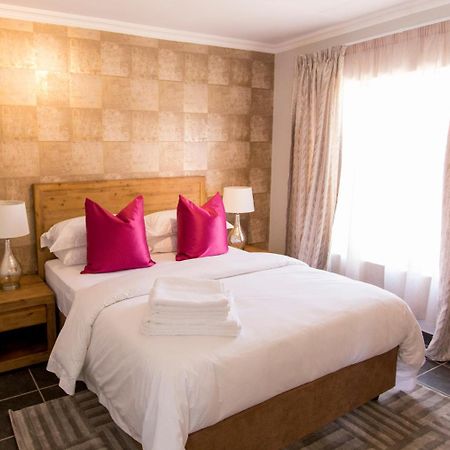 3 Lux Suites Middelburg  Extérieur photo